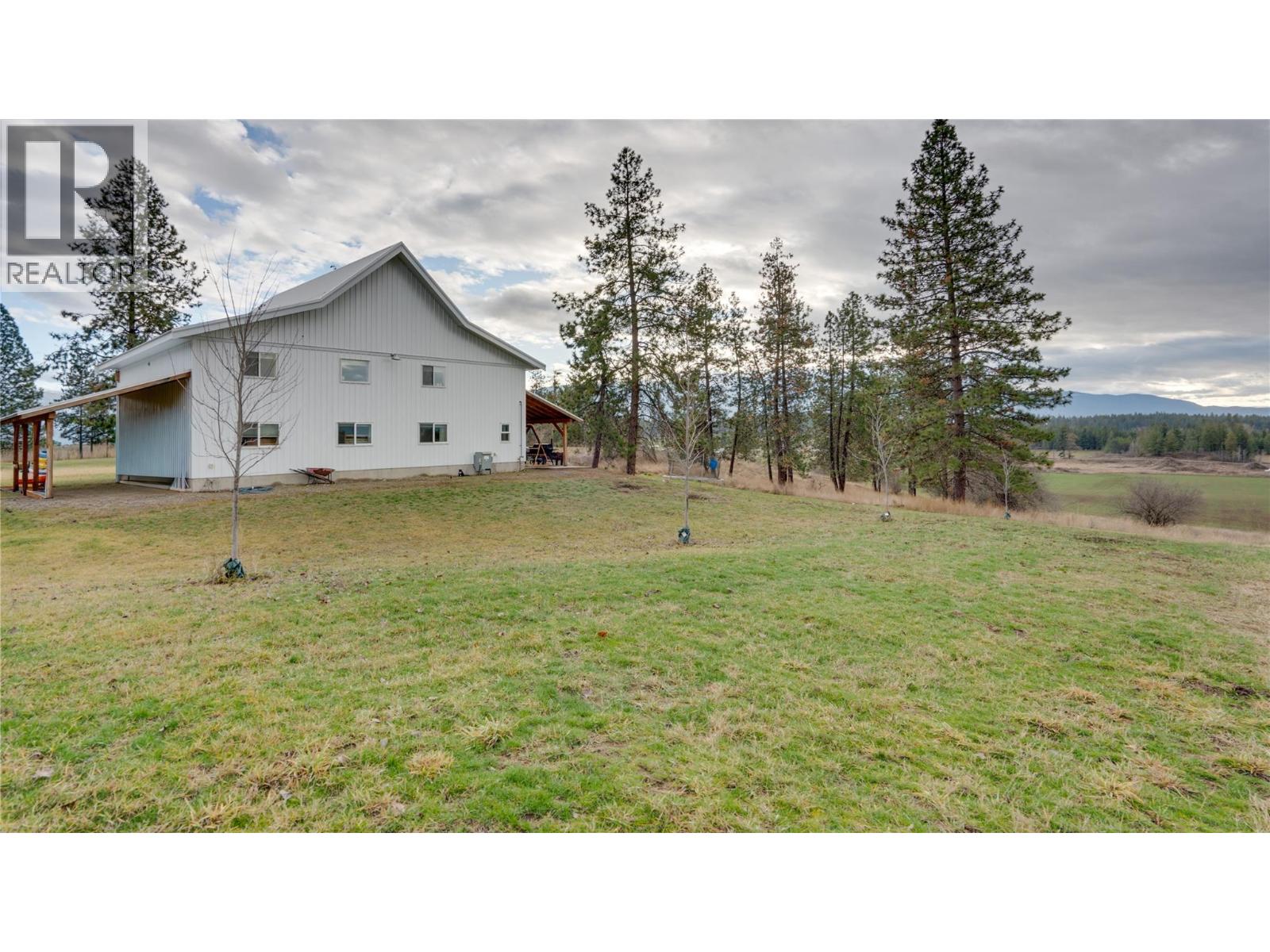  3922 Hullcar Road, Armstrong