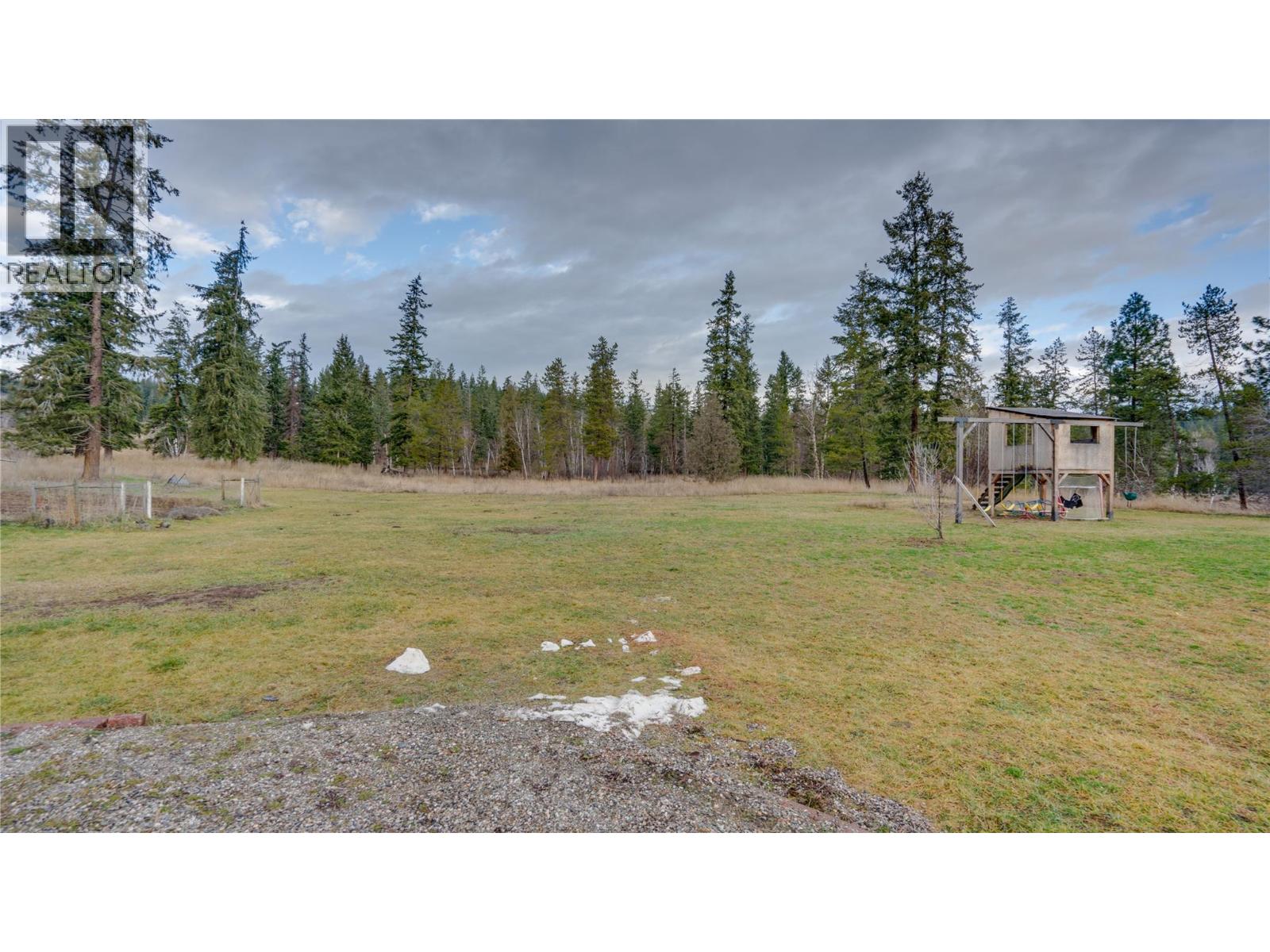  3922 Hullcar Road, Armstrong