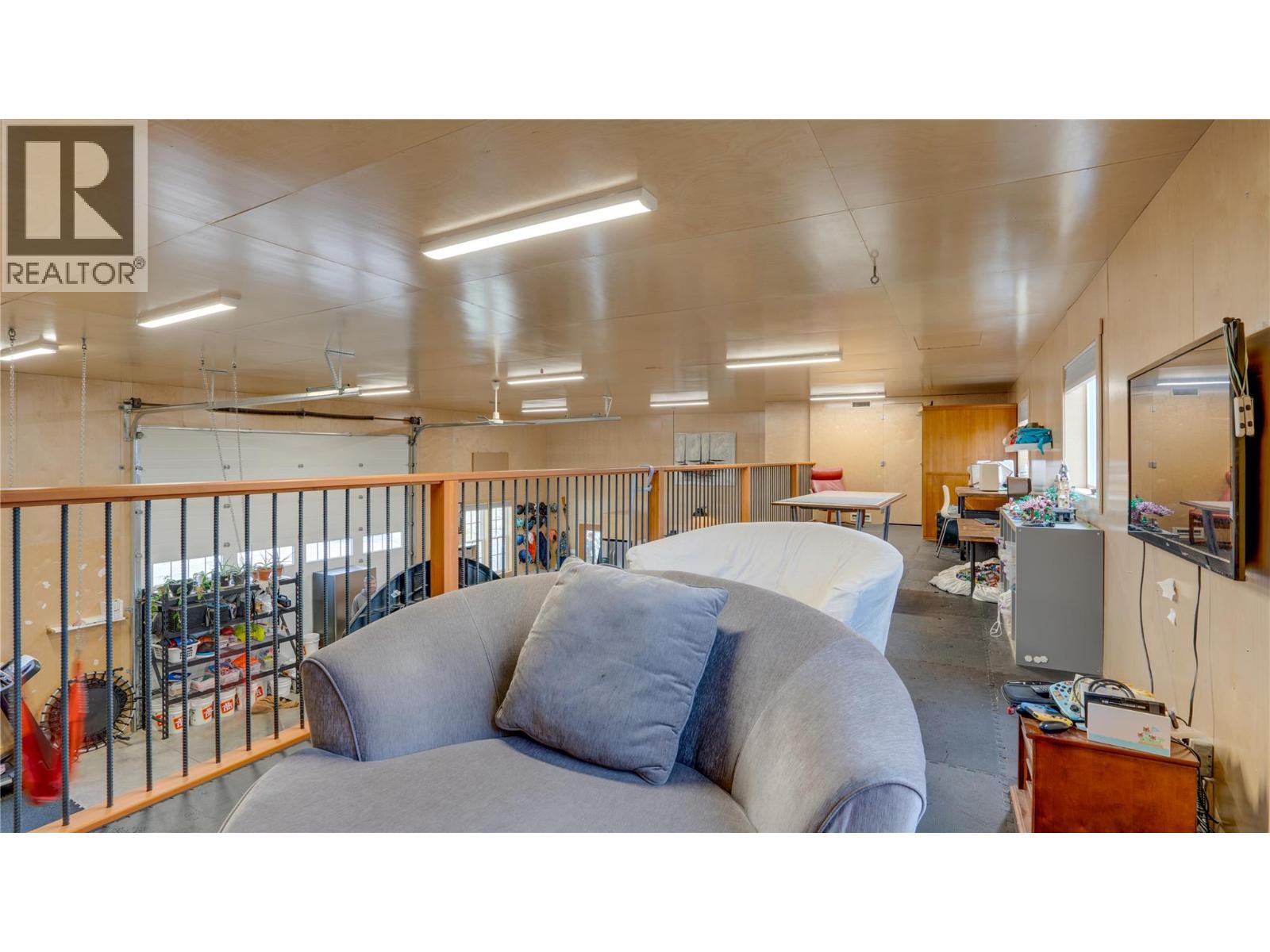  3922 Hullcar Road, Armstrong