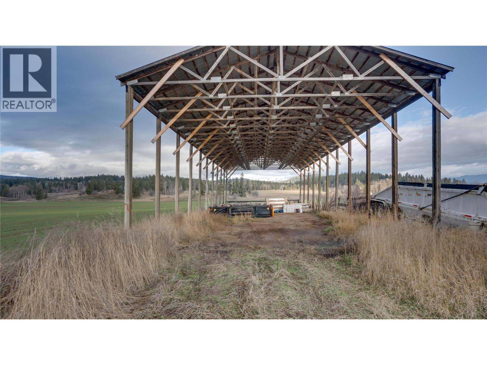  3922 Hullcar Road, Armstrong