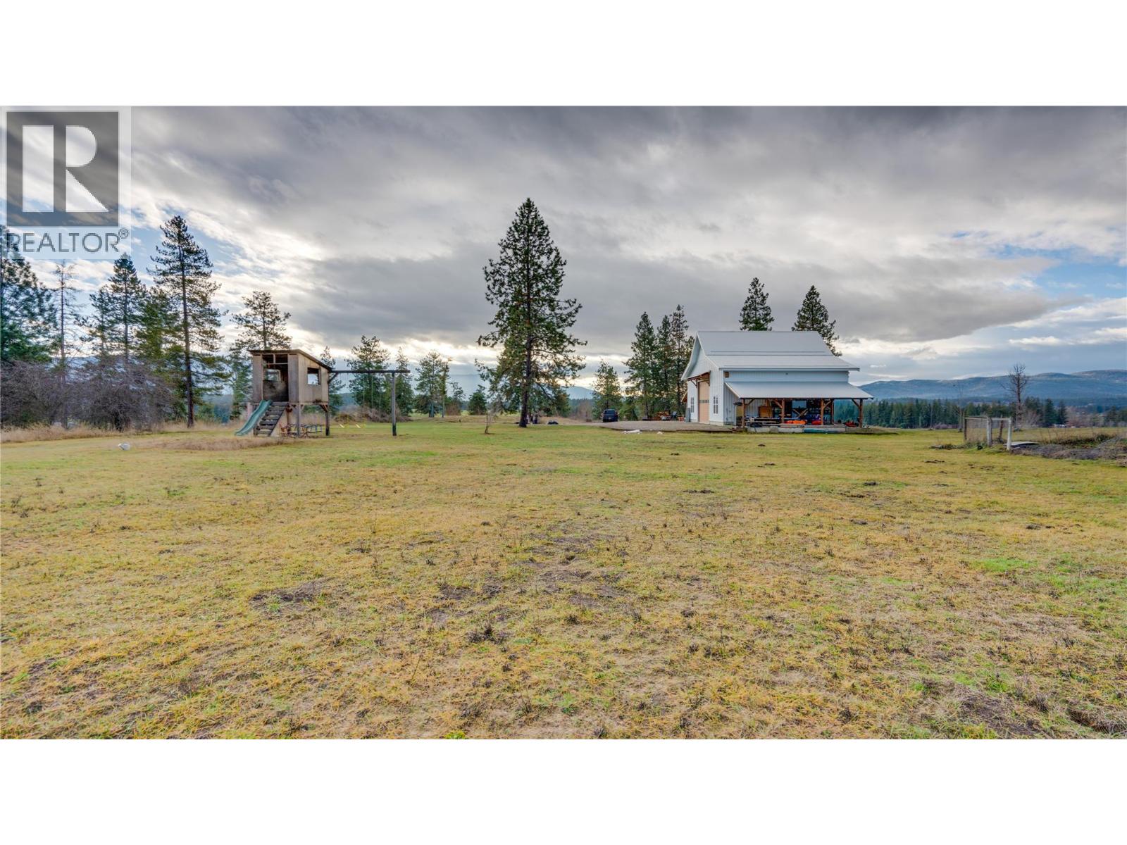  3922 Hullcar Road, Armstrong