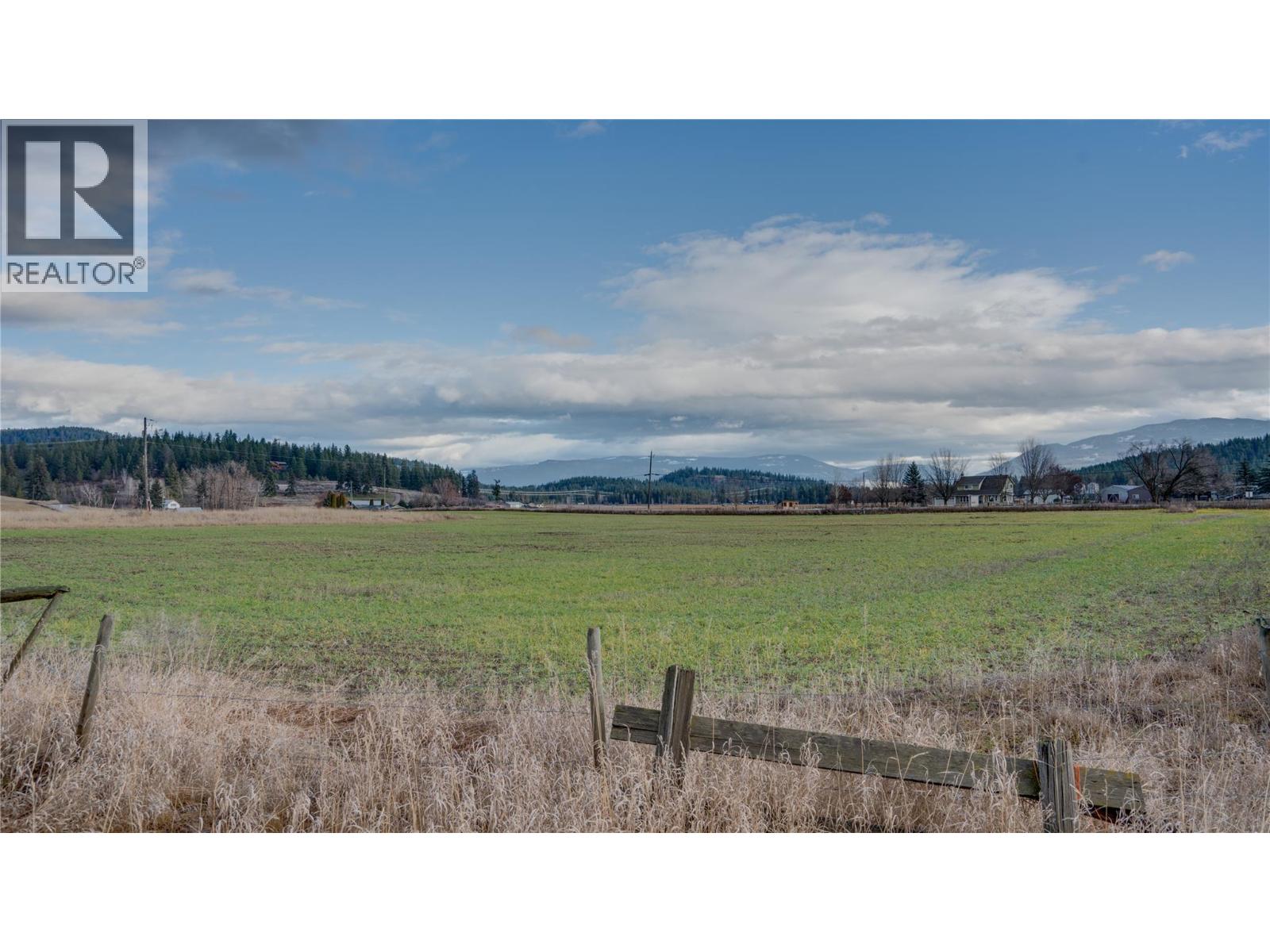  3922 Hullcar Road, Armstrong