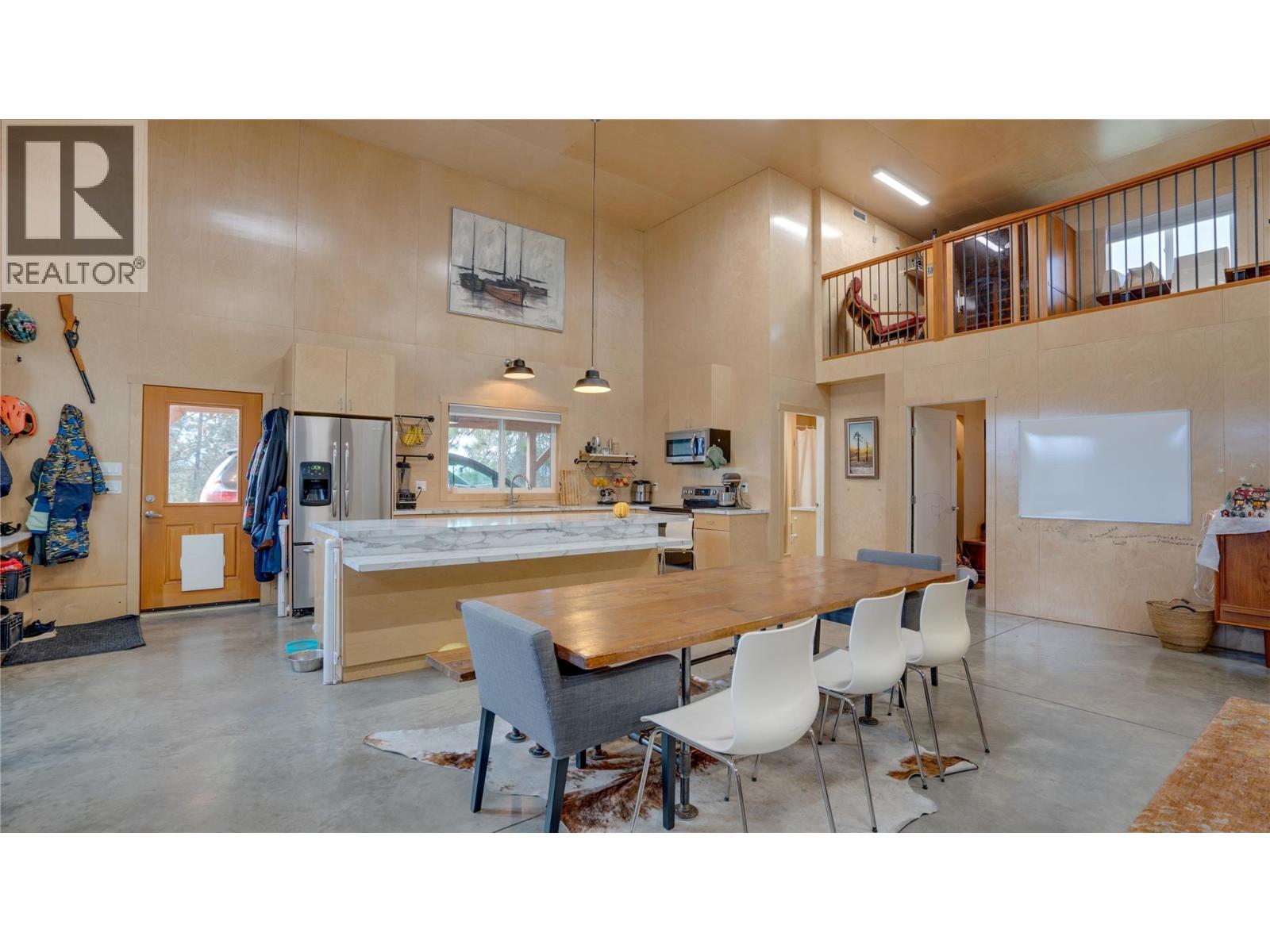  3922 Hullcar Road, Armstrong