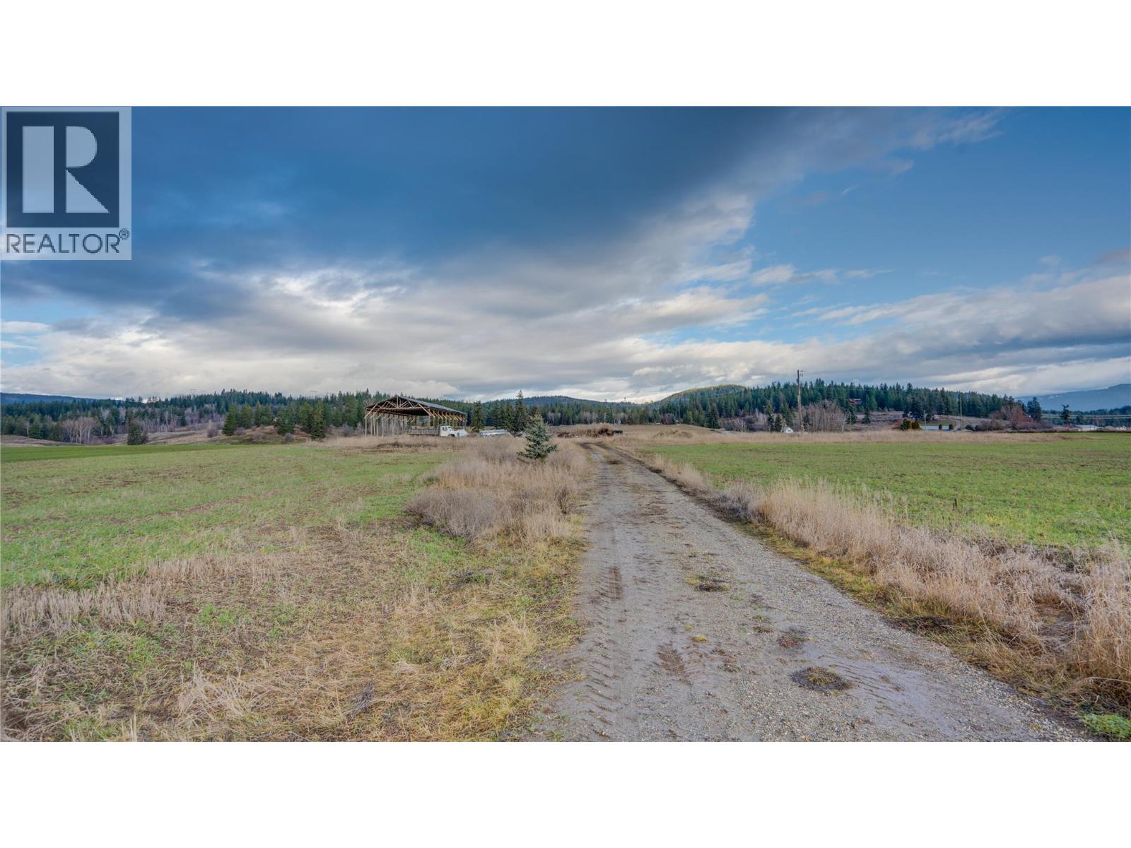  3922 Hullcar Road, Armstrong