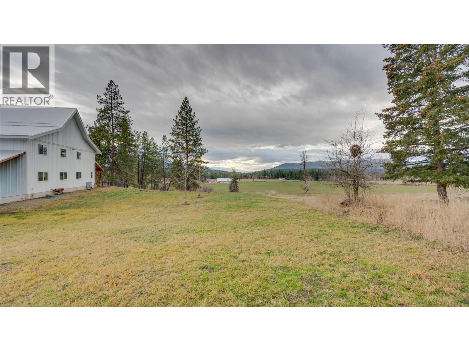  3922 Hullcar Road, Armstrong