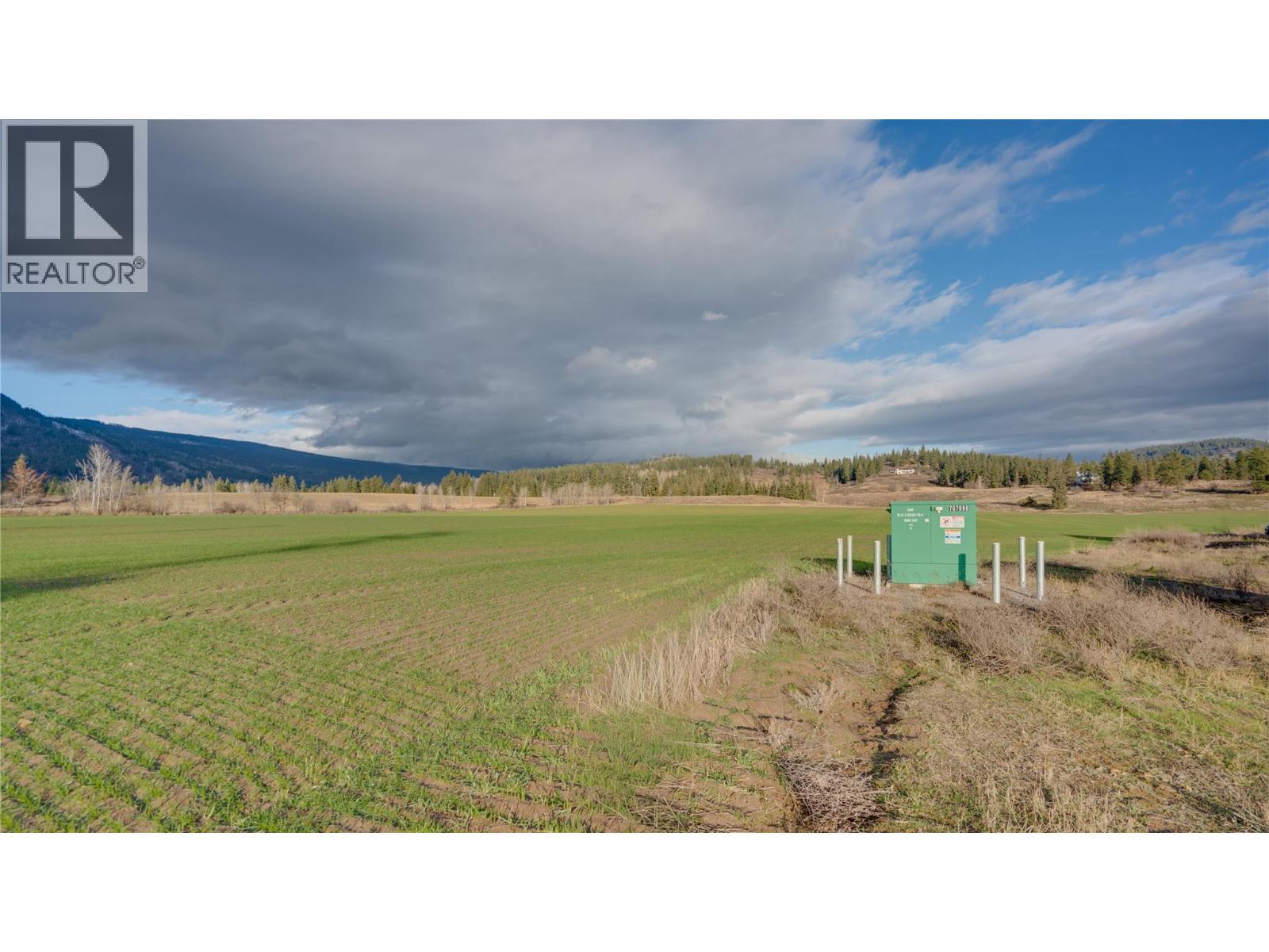  3922 Hullcar Road, Armstrong