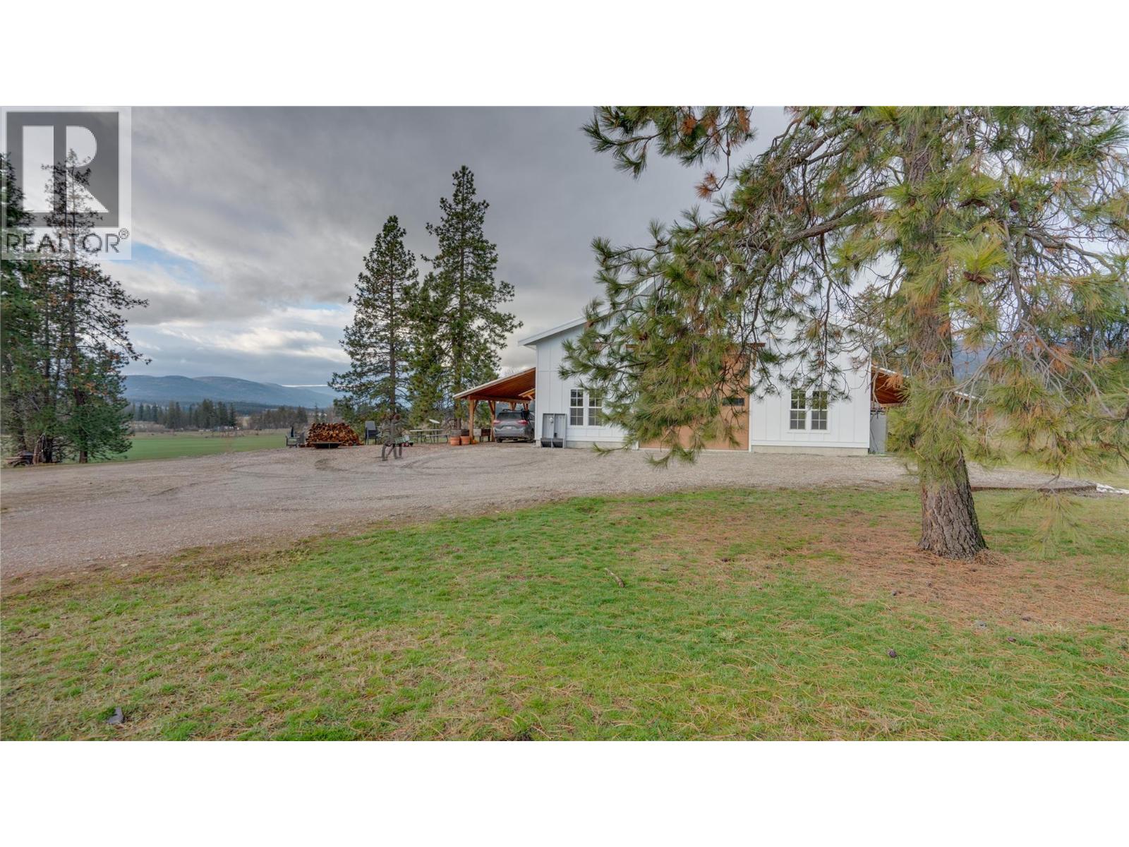  3922 Hullcar Road, Armstrong