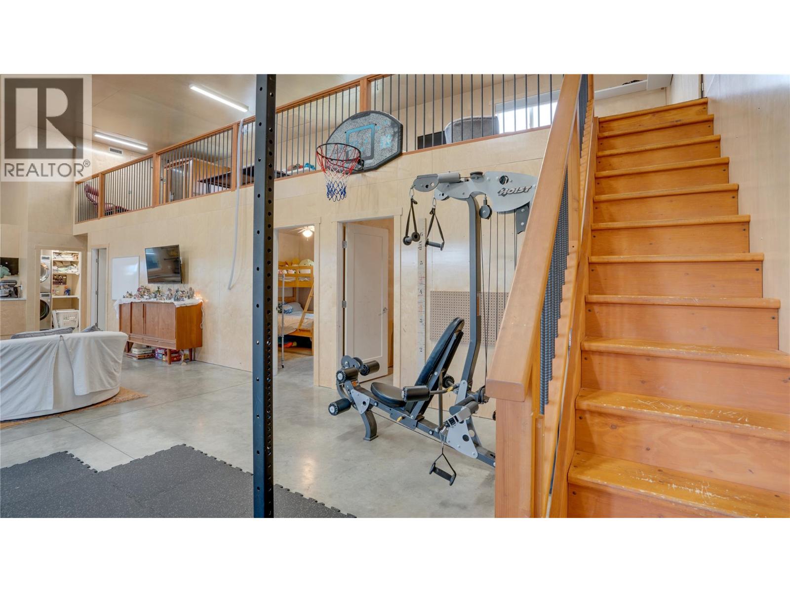  3922 Hullcar Road, Armstrong