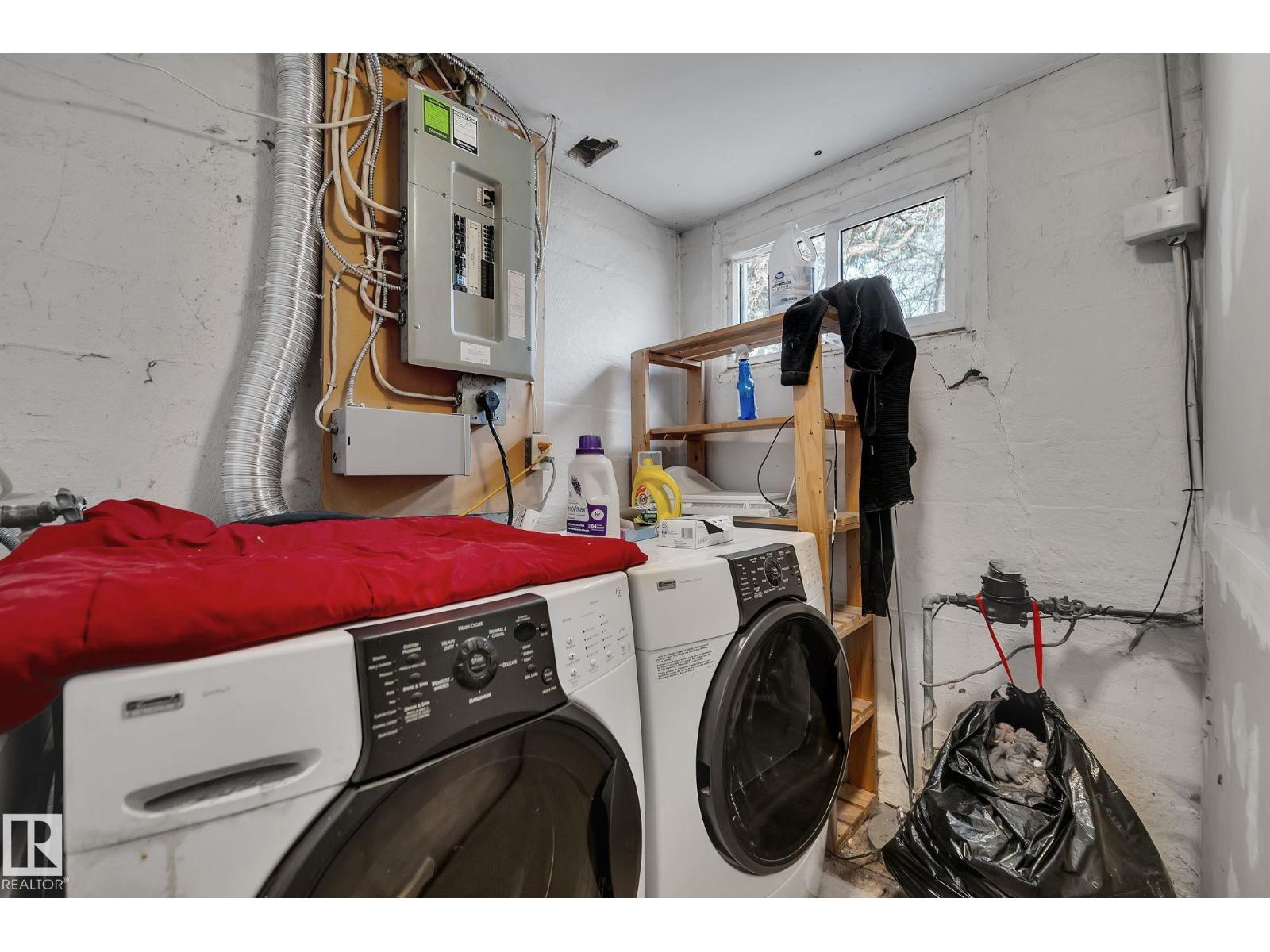 12235 104 ST NW - 19