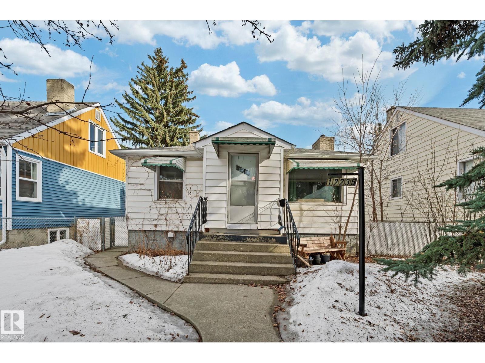 12235 104 ST NW - 3