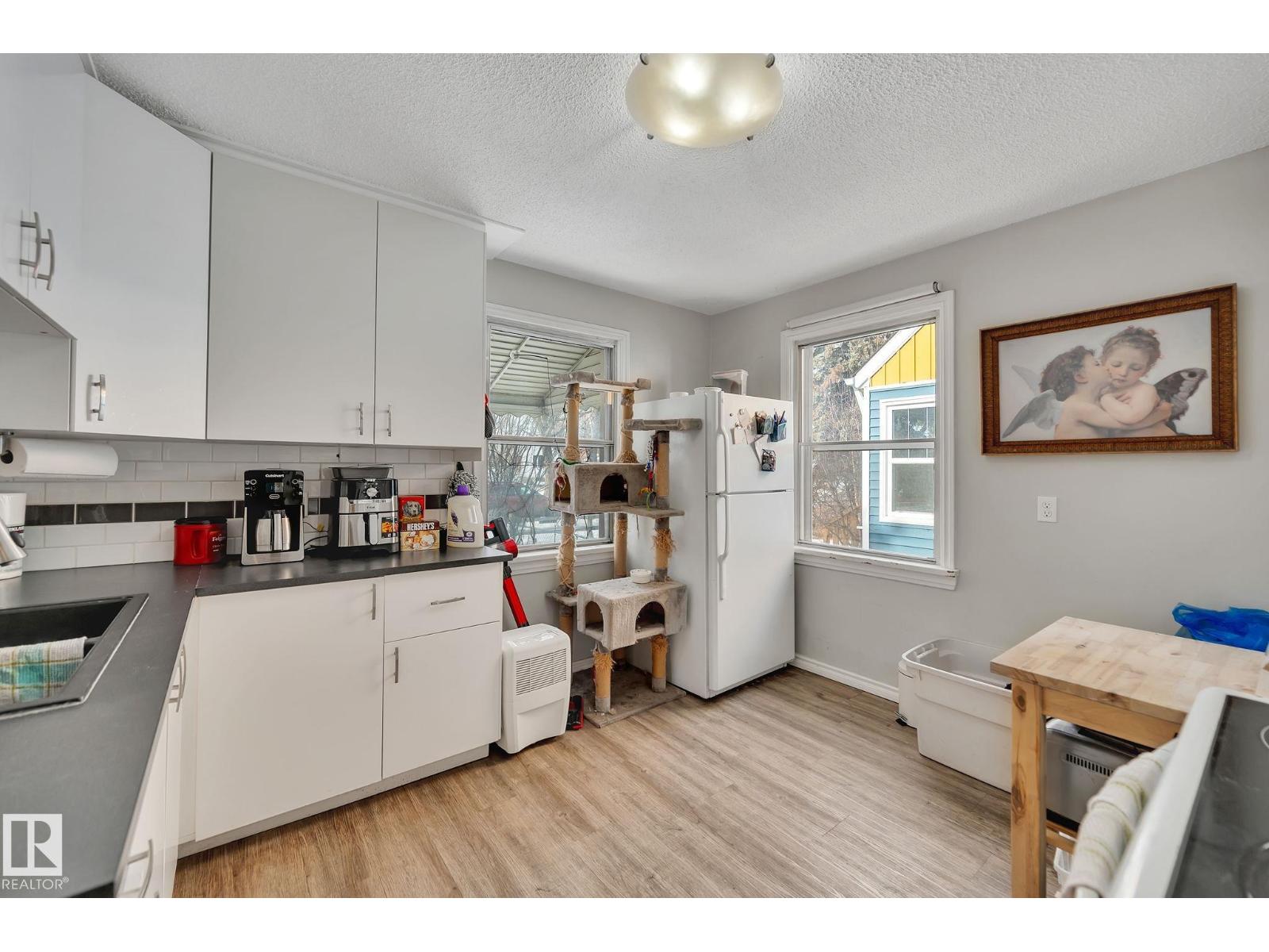 12235 104 ST NW - 6
