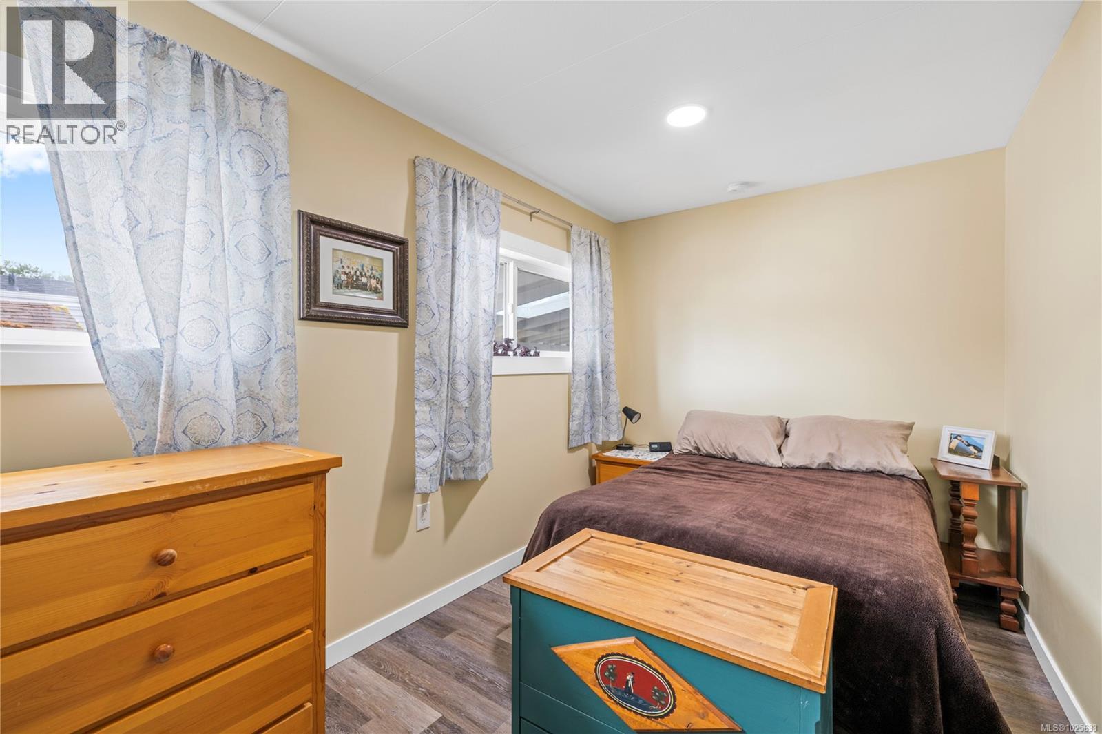 #58 1572 SEABIRD RD - 16