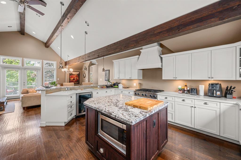 382 194 STREET, Surrey