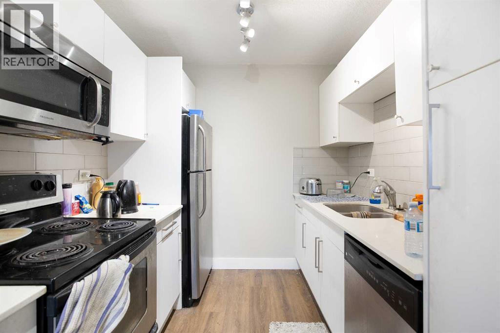 Single Family House for Sale in D   Avenue SW Cliff Bungalow Calgary 