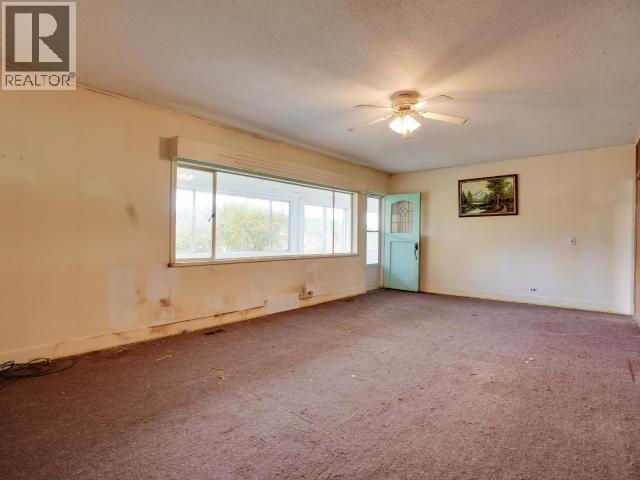 5358 EARL STREET, Texada Island