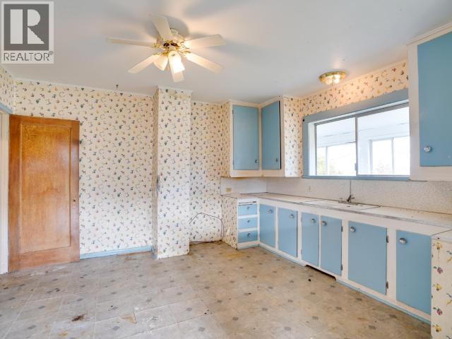 5358 EARL STREET - Photo 3 of 27, Texada Island, British Columbia