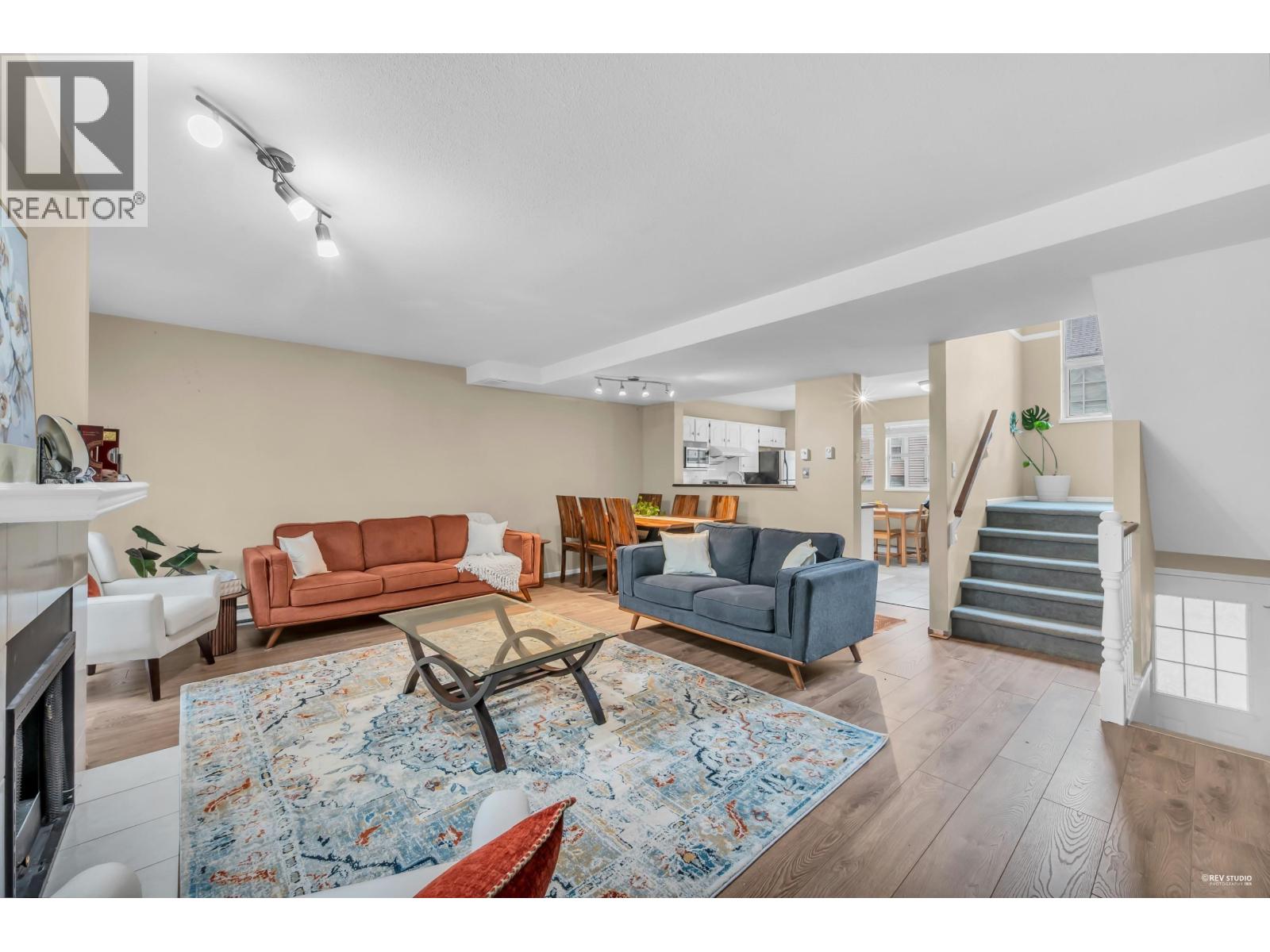 73 2450 HAWTHORNE AVENUE, Port Coquitlam