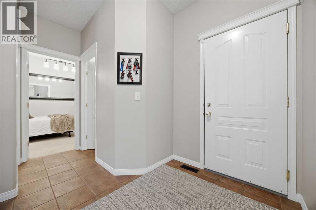 Single Family House for Sale in  Rocky Vista Terrace NW Rocky Ridge Calgary 