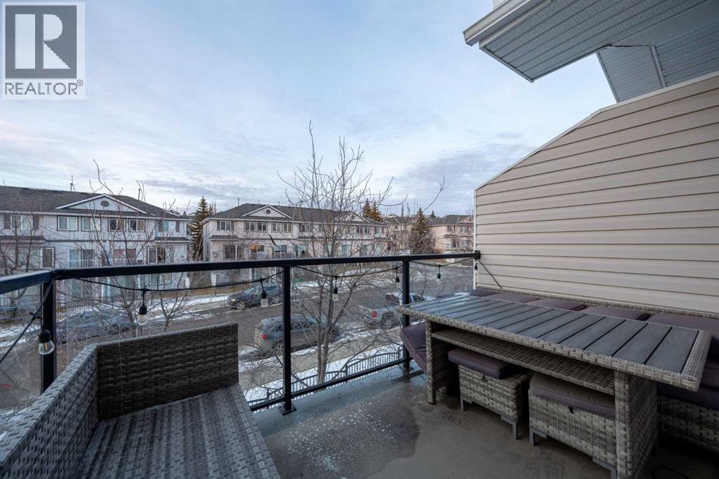 Single Family House for Sale in  Rocky Vista Terrace NW Rocky Ridge Calgary 