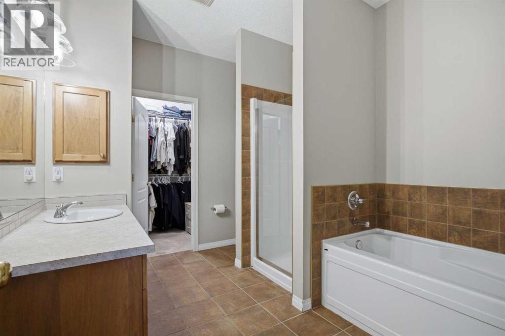 Single Family House for Sale in  Rocky Vista Terrace NW Rocky Ridge Calgary 