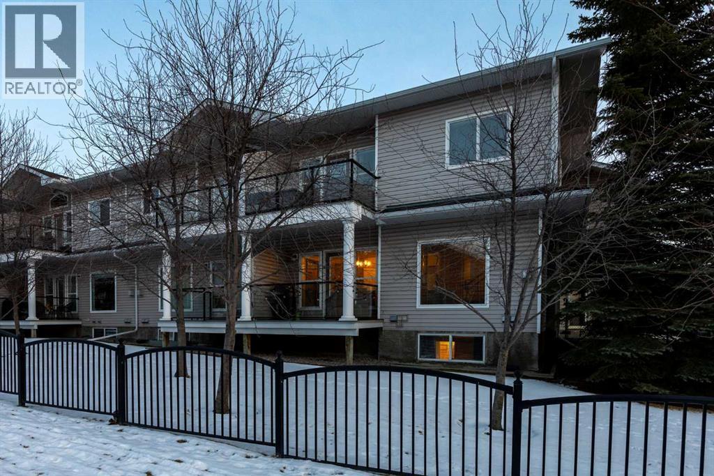 Single Family House for Sale in  Rocky Vista Terrace NW Rocky Ridge Calgary 