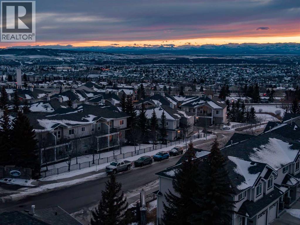 Single Family House for Sale in  Rocky Vista Terrace NW Rocky Ridge Calgary 