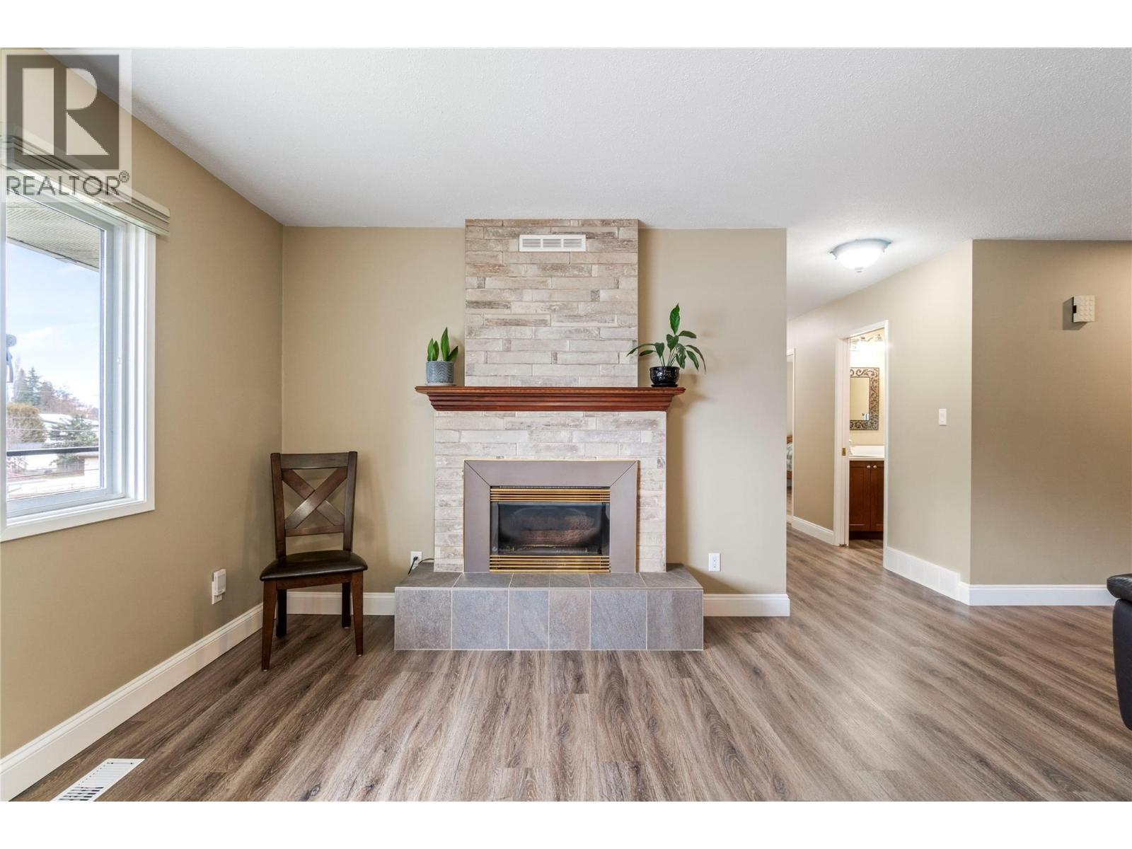  6960 50 Street Northeast, Salmon Arm