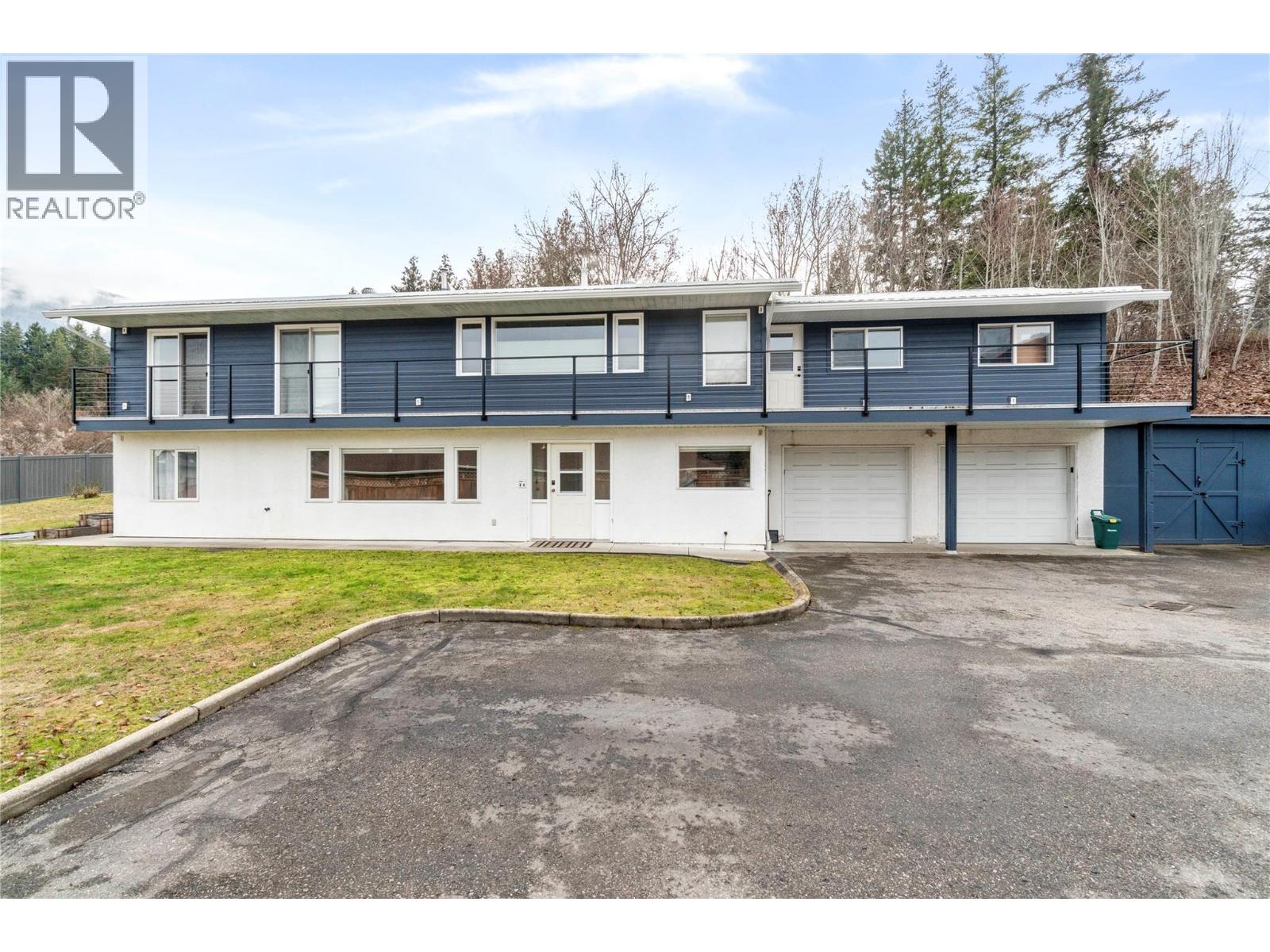  6960 50 Street Northeast, Salmon Arm