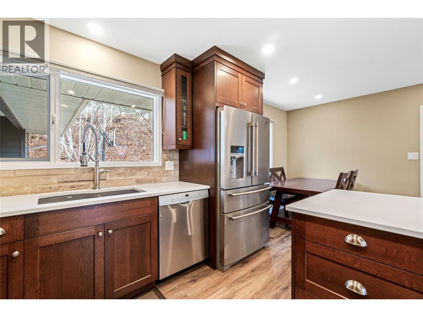  6960 50 Street Northeast, Salmon Arm