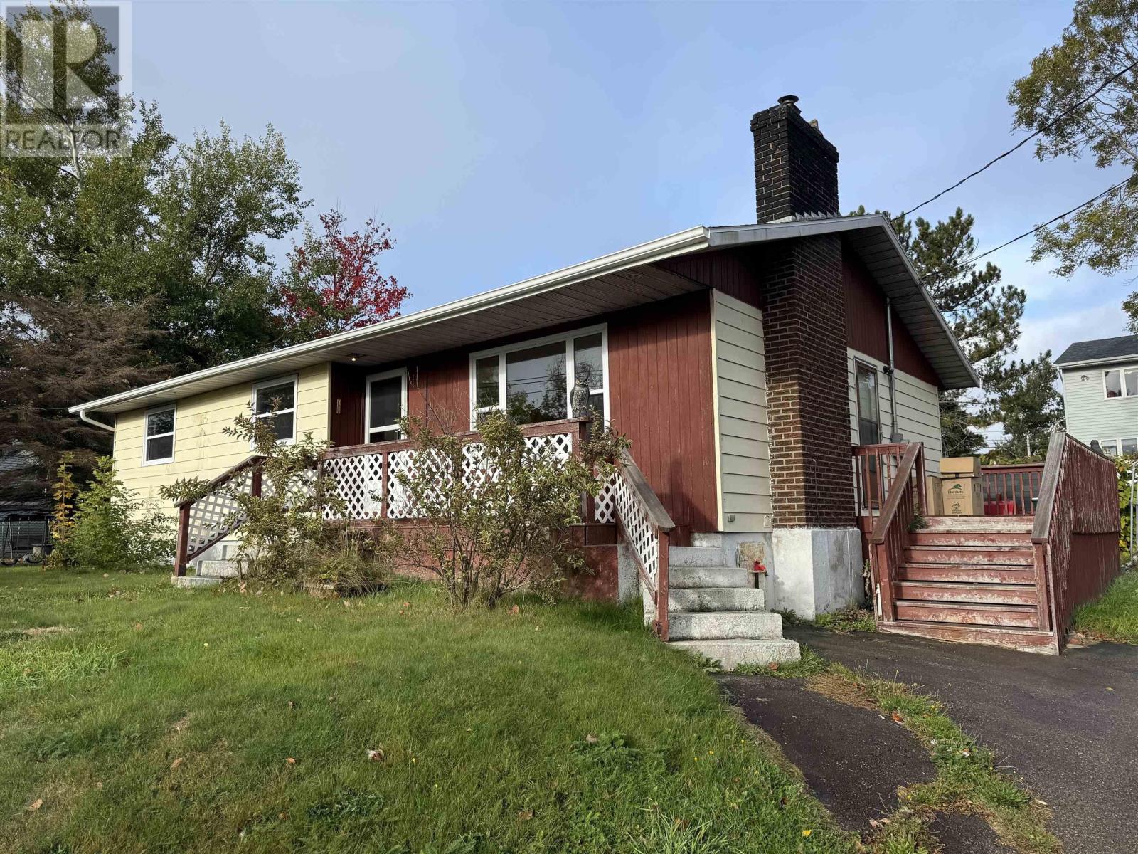 Property 10 of 44 of 130 Upper Mclean Street