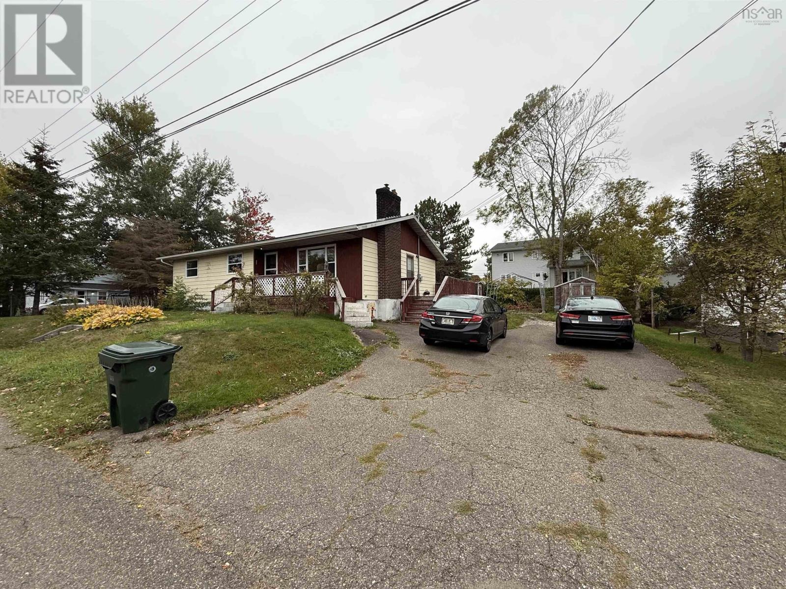 Property 4 of 44 of 130 Upper Mclean Street