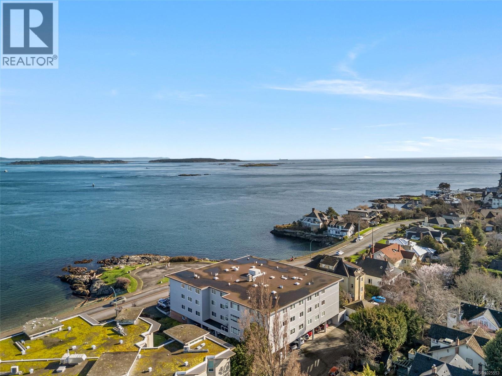 305 1270 Beach Drive, Oak Bay