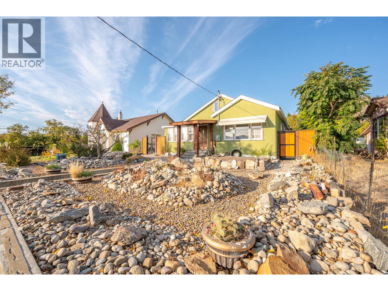 6130 Kootenay Street, Oliver