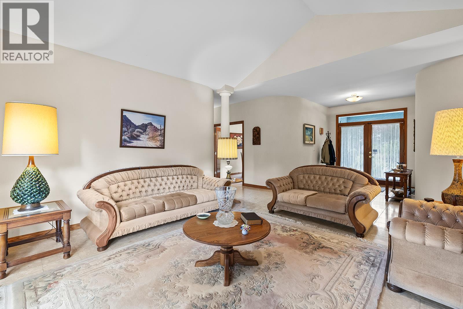  463 Carona Crescent, Kelowna