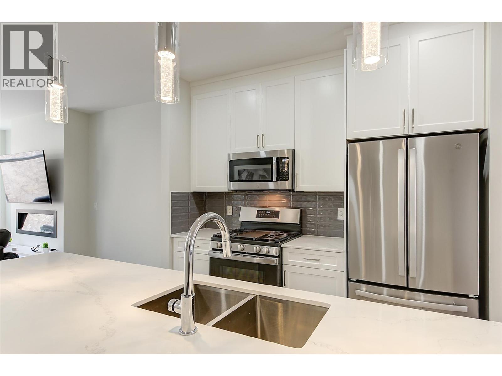 1164 Black Mountain Drive, Kelowna