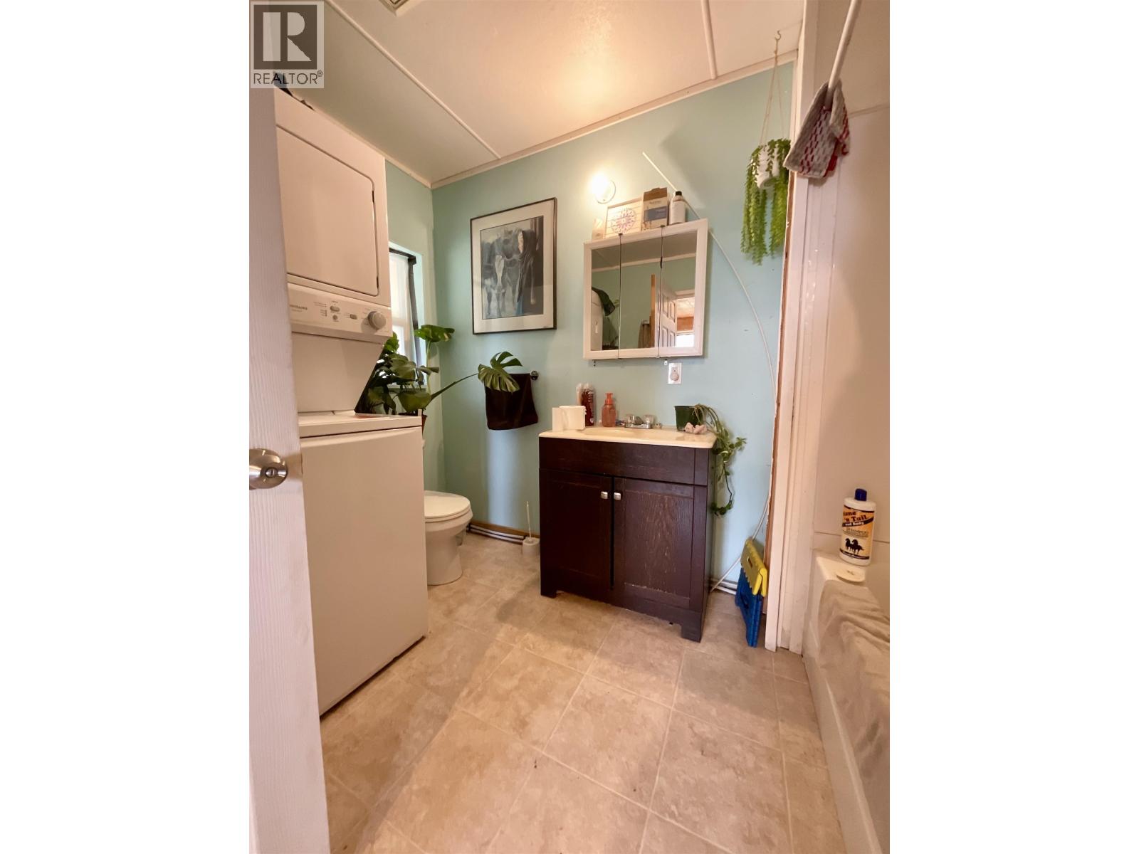 2100 TIBBLES ROAD, Quesnel