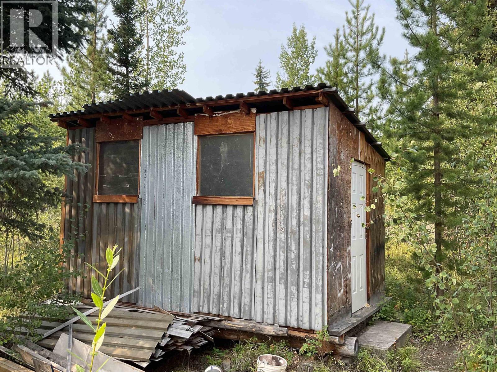 2100 TIBBLES ROAD, Quesnel