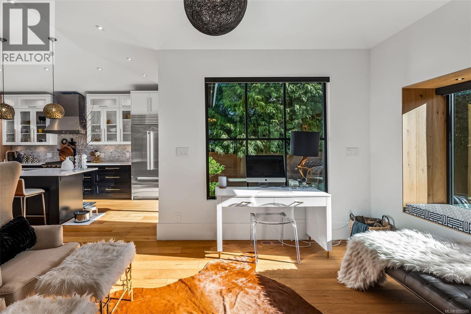  2473 Plumer Street, Oak Bay