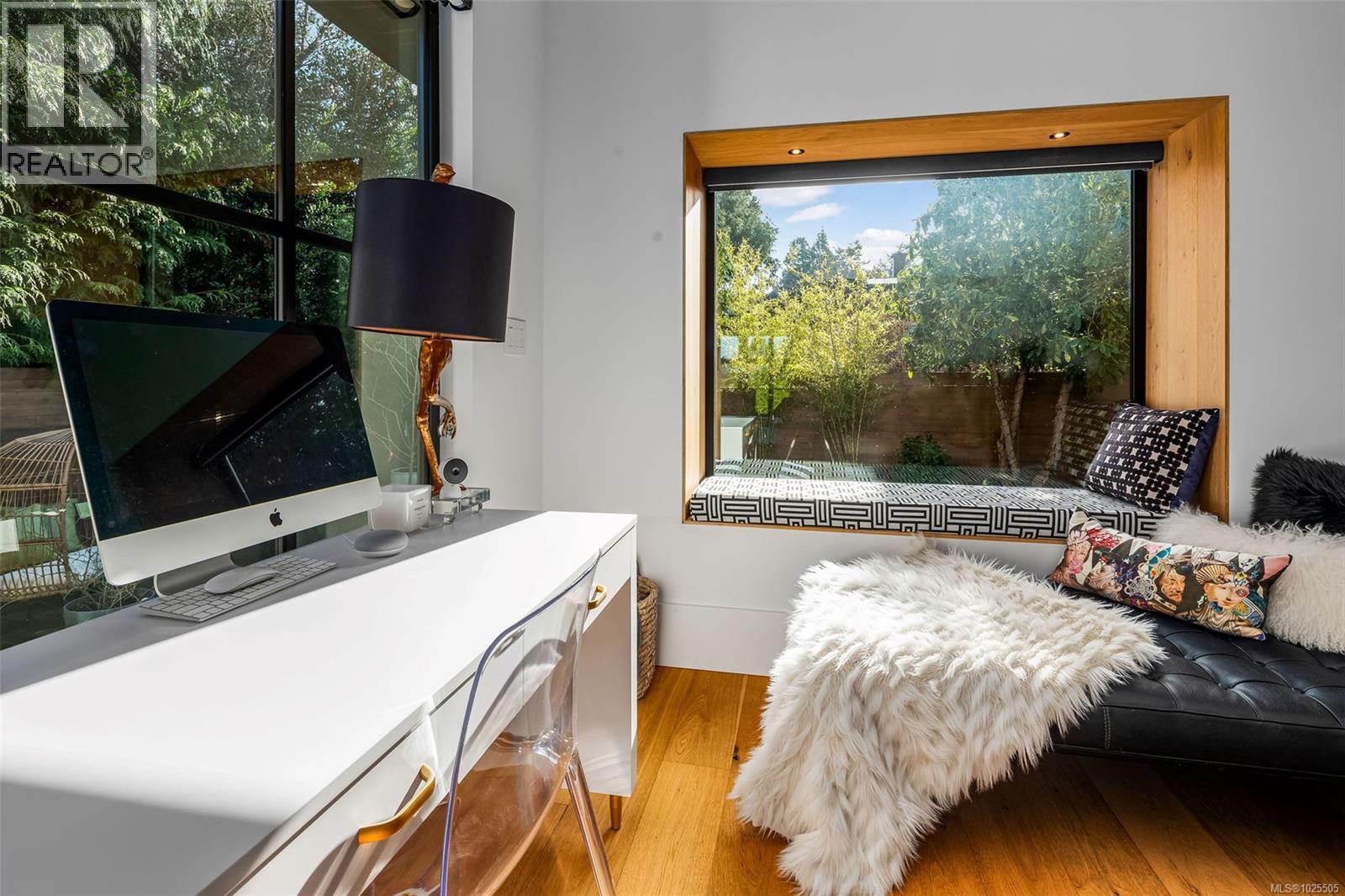  2473 Plumer Street, Oak Bay