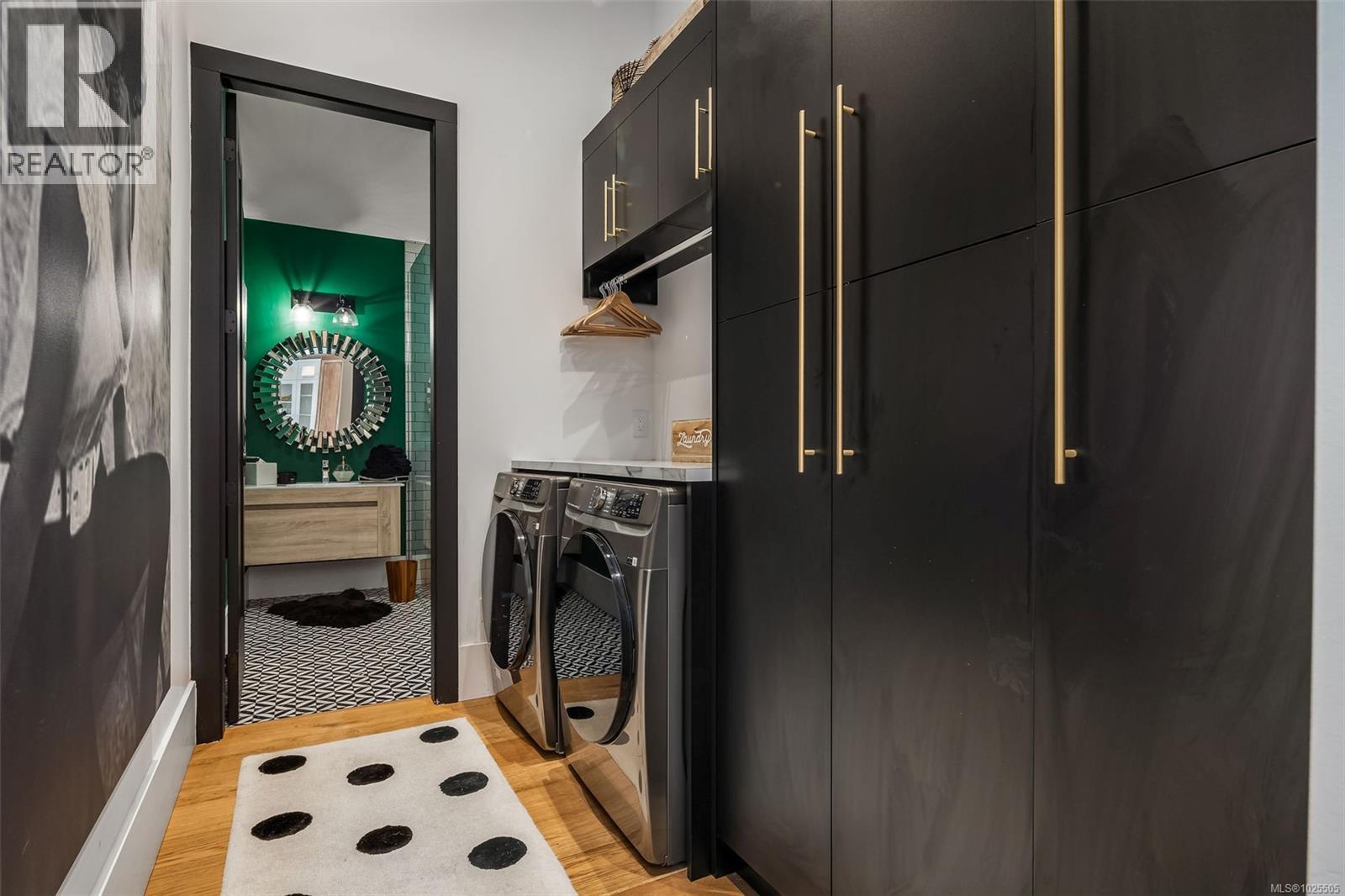  2473 Plumer Street, Oak Bay