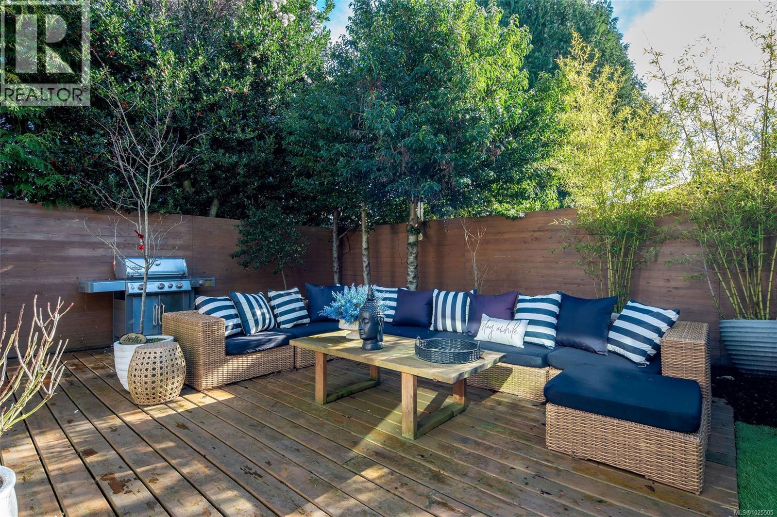  2473 Plumer Street, Oak Bay