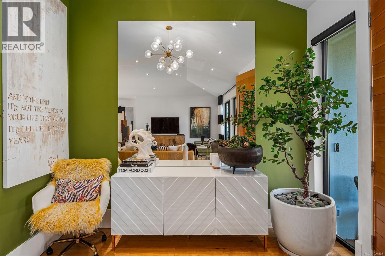  2473 Plumer Street, Oak Bay