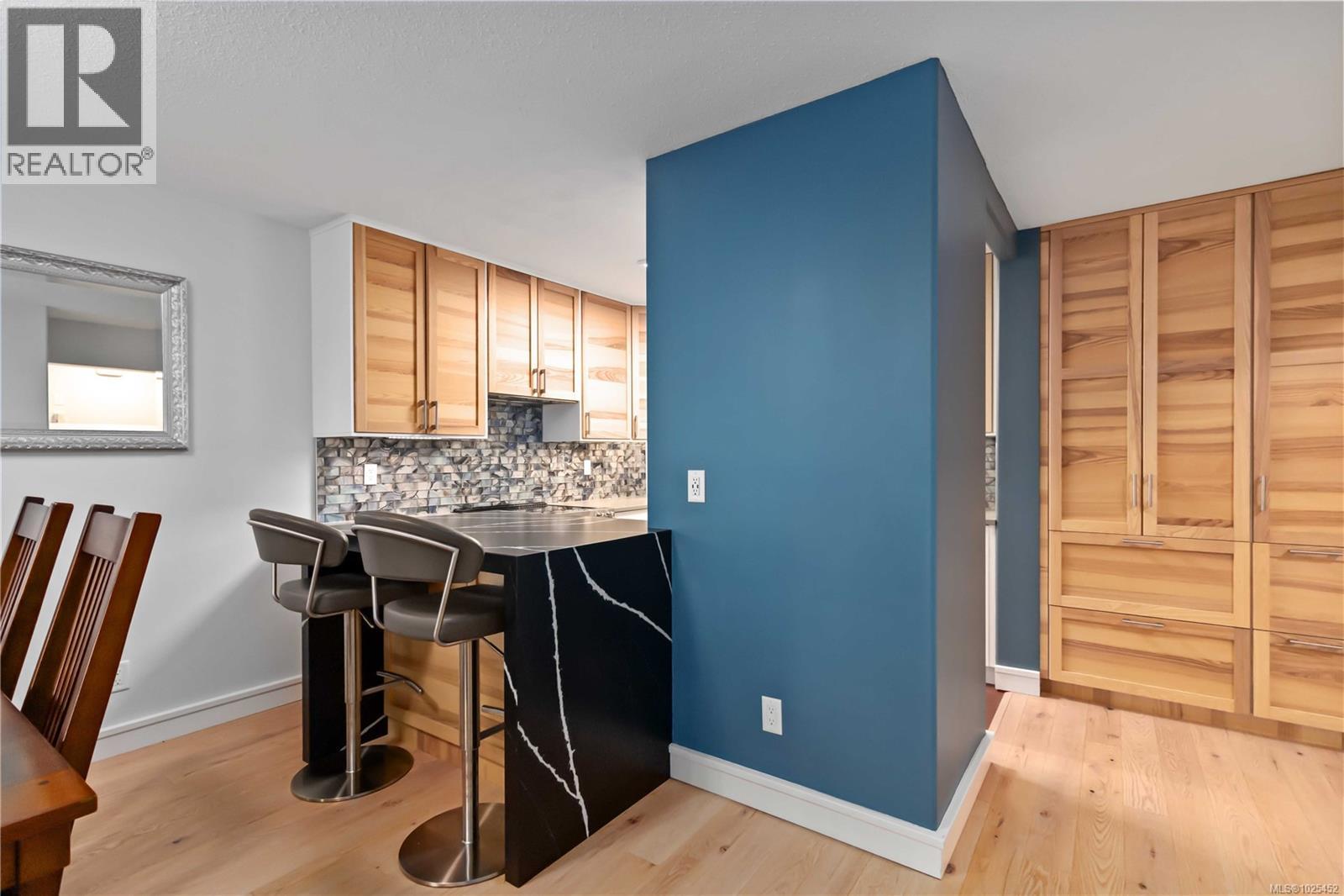 501 2920 Cook Street, Victoria