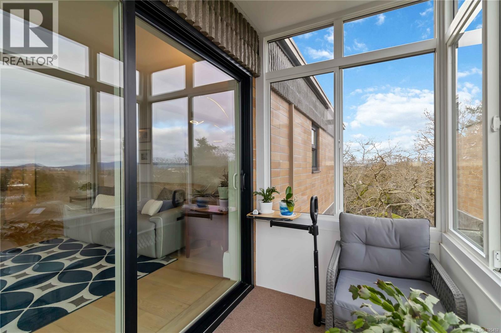 501 2920 Cook Street, Victoria