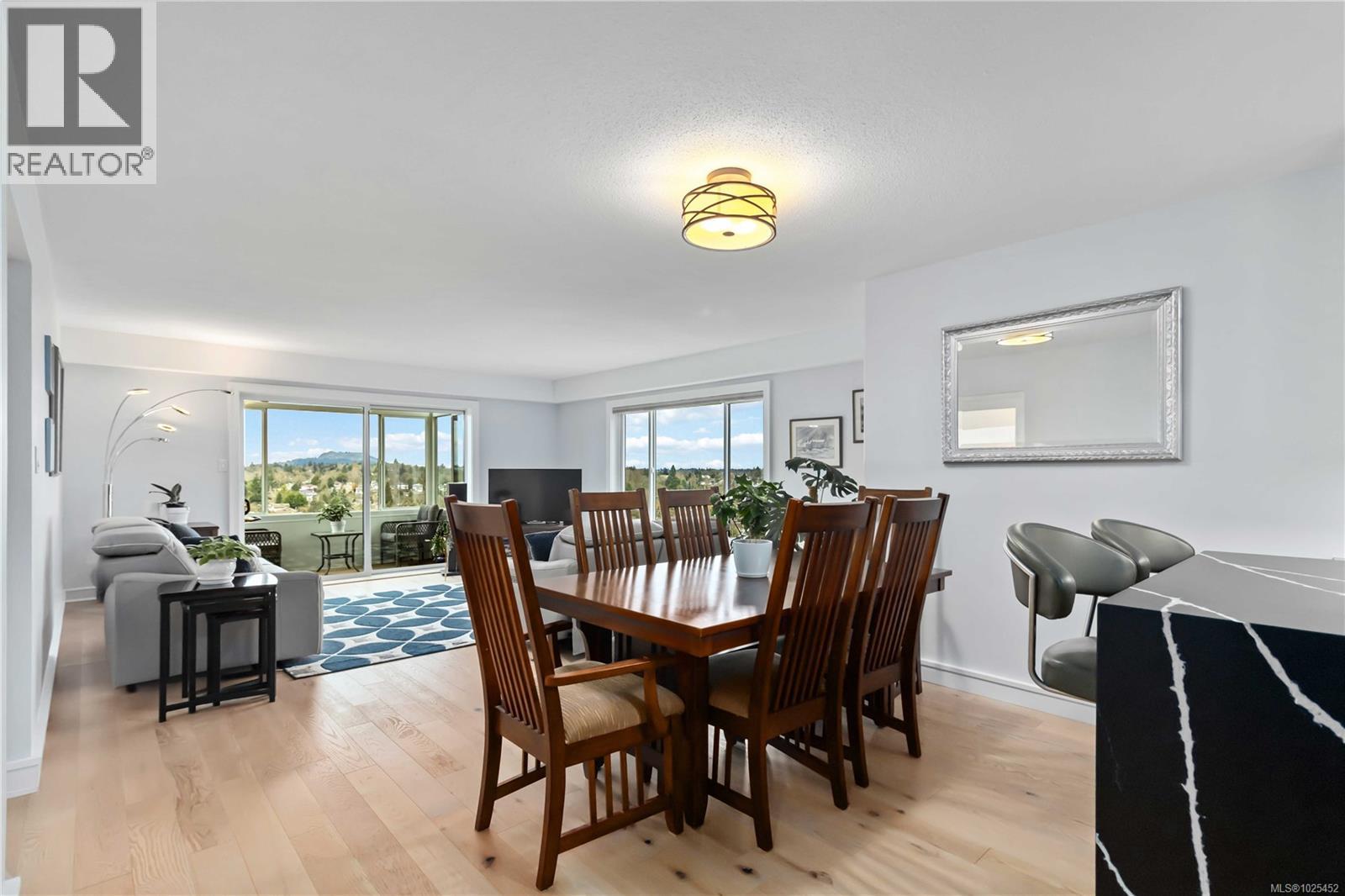 501 2920 Cook Street, Victoria