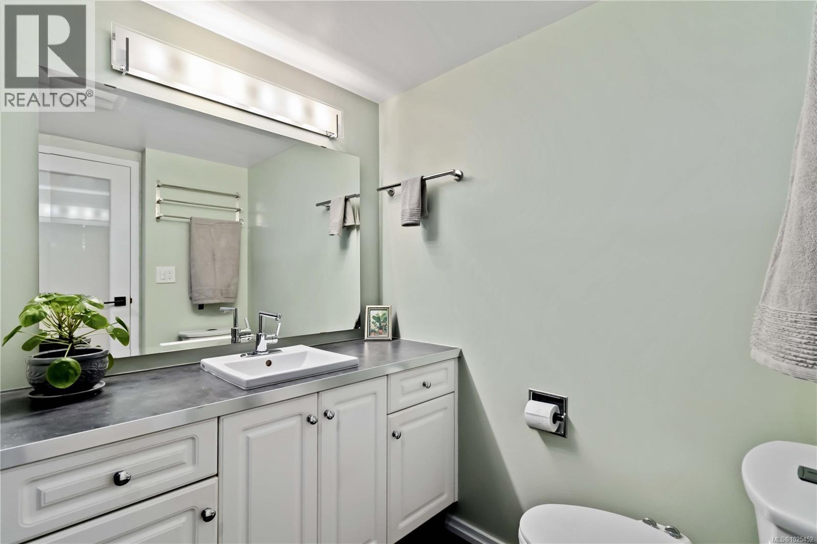 501 2920 Cook Street, Victoria