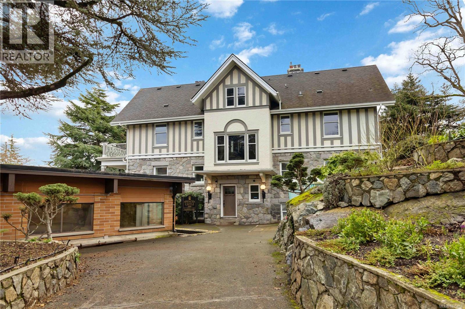 501 2920 Cook Street, Victoria