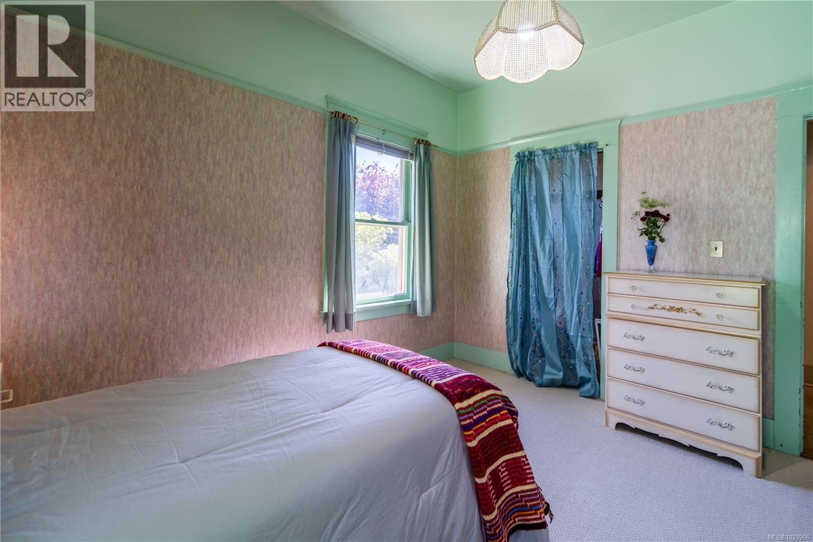  1111 Mckenzie Street, Victoria