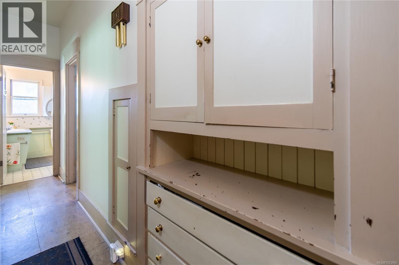  1111 Mckenzie Street, Victoria