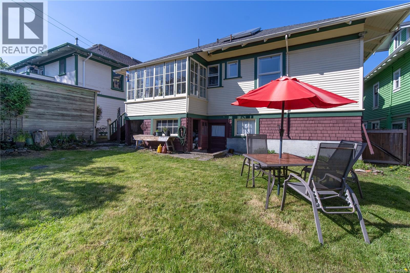  1111 Mckenzie Street, Victoria